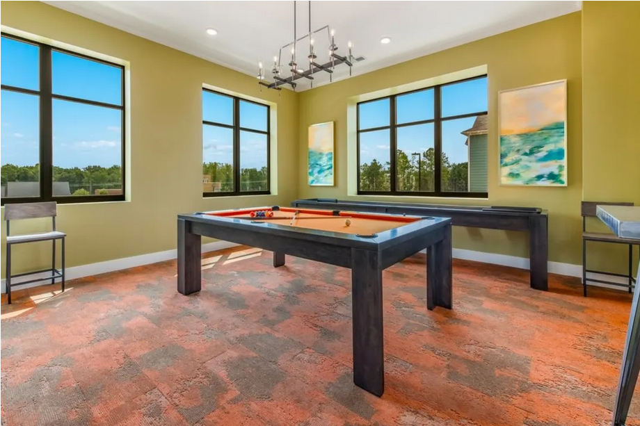 California House District Pool Table