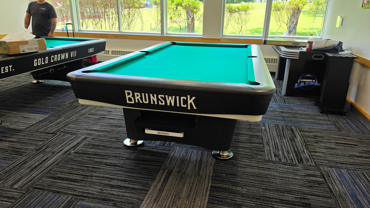 Brunswick Gold Crown VII Black finish pool table with brunswick green cloth end view