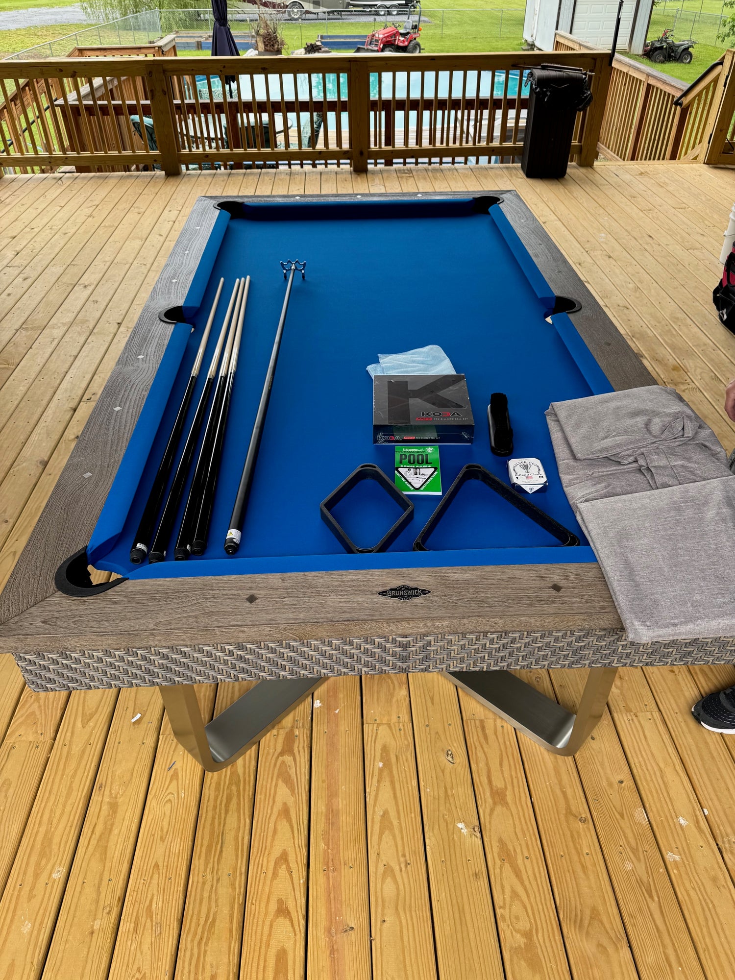 Brunswick Bali outdoor pool table accessories