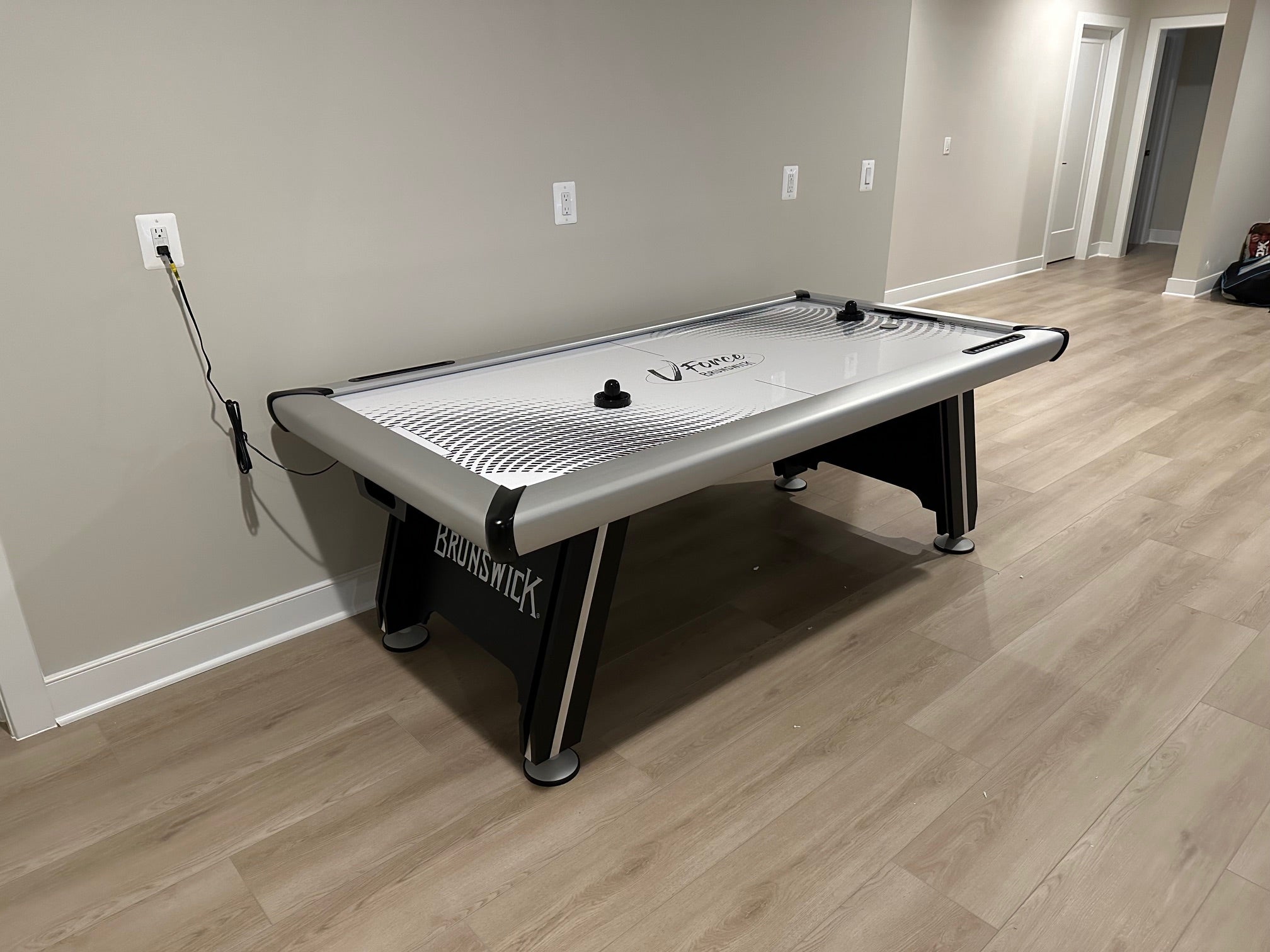 Brunswick V-Force 2.0 7' Air Hockey Table – Robbies Billiards
