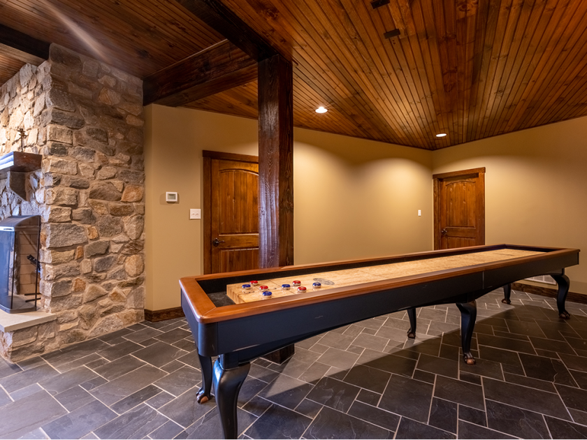 Eclipse shuffleboard two tone with stratford legs