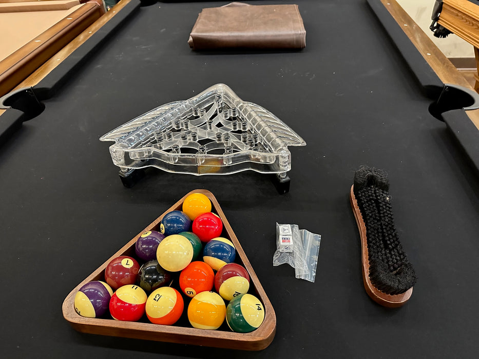 Used Brunswick Hawthorn 8' Pool Table