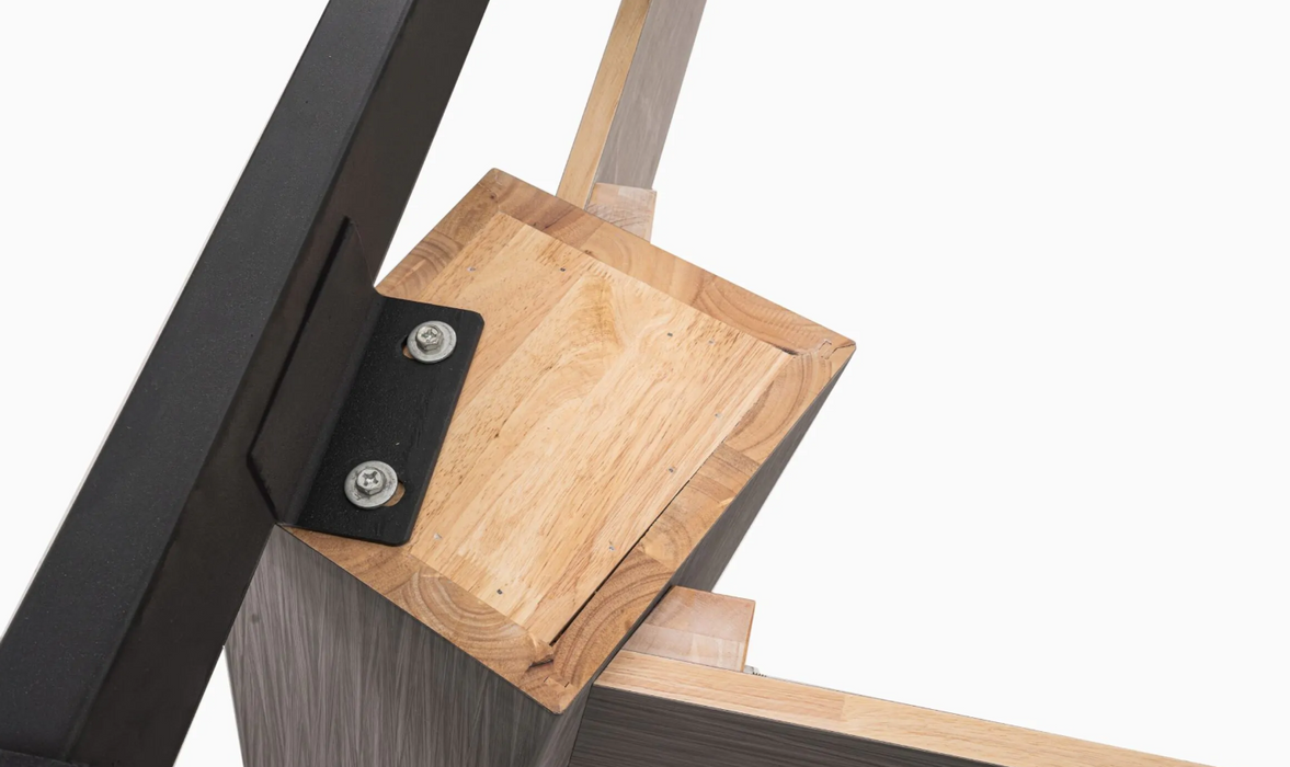 Rasson Acurra Pool Table sarum strand finish leg attachment detail