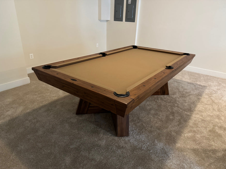 Imperial Aris Pool Table corner view