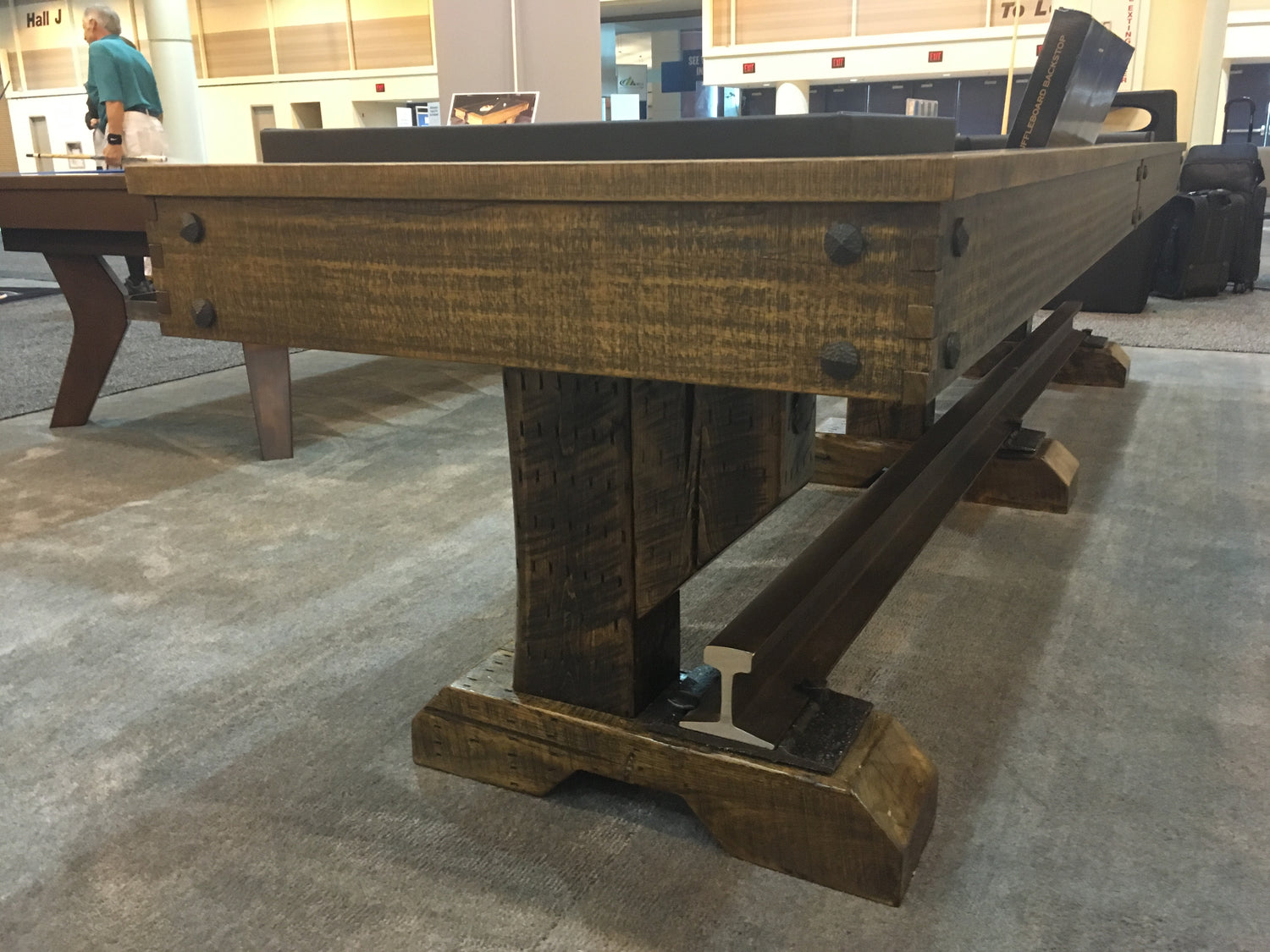 olhausen rail yard shuffleboard table detail